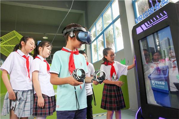如何給中小學(xué)生科普安全教育知識